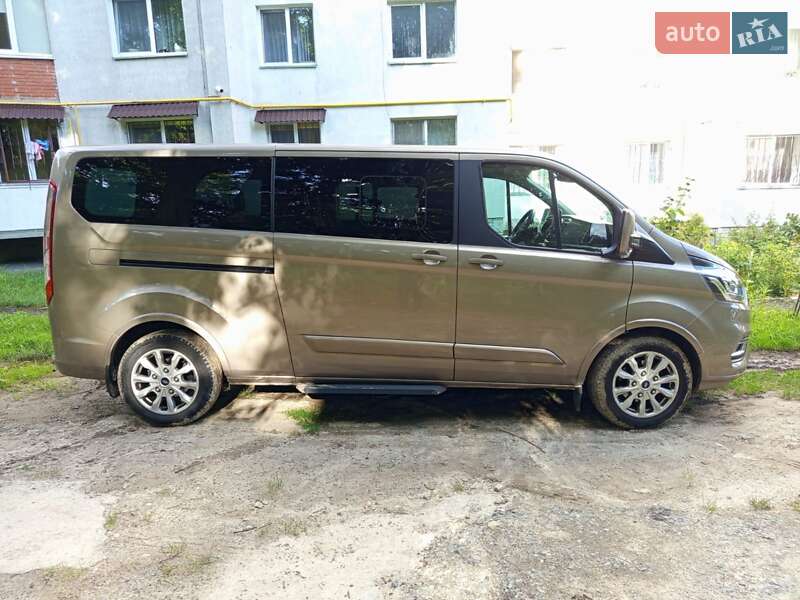 Мінівен Ford Tourneo Custom 2019 в Івано-Франківську