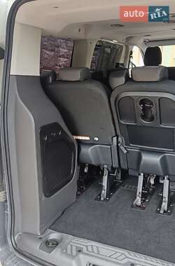 Минивэн Ford Tourneo Custom 2017 в 