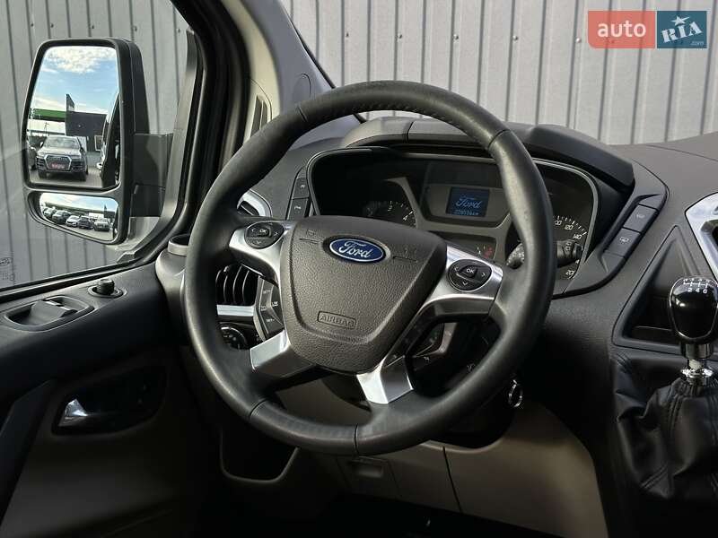 Мінівен Ford Tourneo Custom 2015 в Мукачевому фото 38 Мінівен Ford Tourneo Custom 2015 в Мукачевому