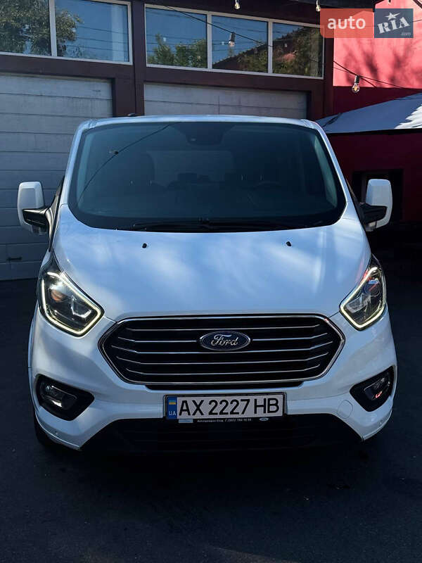 Мінівен Ford Tourneo Custom 2020 в Києві