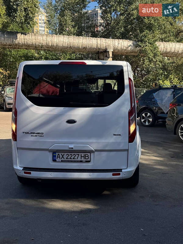 Мінівен Ford Tourneo Custom 2020 в Києві