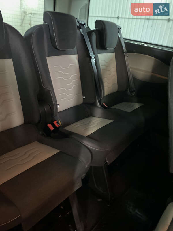 Мінівен Ford Tourneo Custom 2016 в Луцьку фото 55 Мінівен Ford Tourneo Custom 2016 в Луцьку