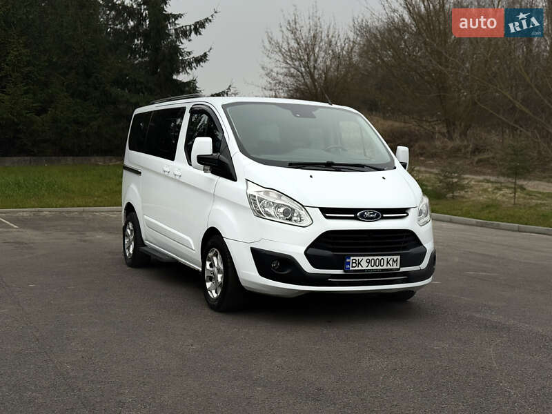 Минивэн Ford Tourneo Custom 2016 в Ровно