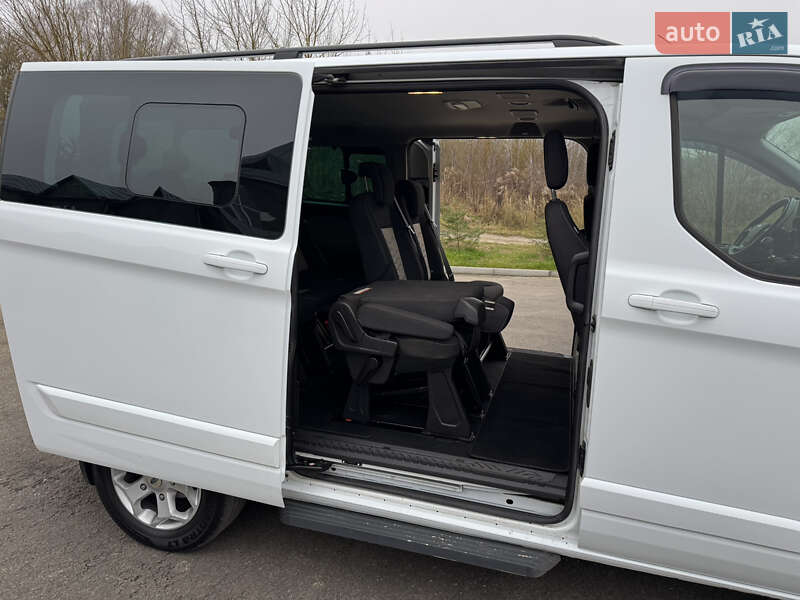 Минивэн Ford Tourneo Custom 2016 в Ровно