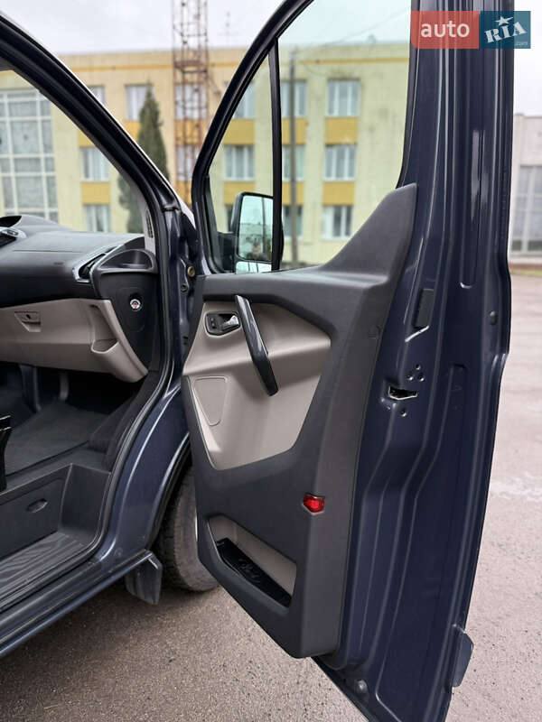 Мінівен Ford Tourneo Custom 2013 в Рівному фото 38 Мінівен Ford Tourneo Custom 2013 в Рівному
