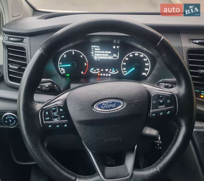 Минивэн Ford Tourneo Custom 2021 в Киеве