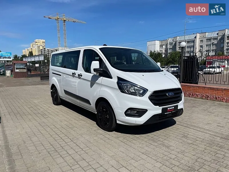 Ford Tourneo Custom