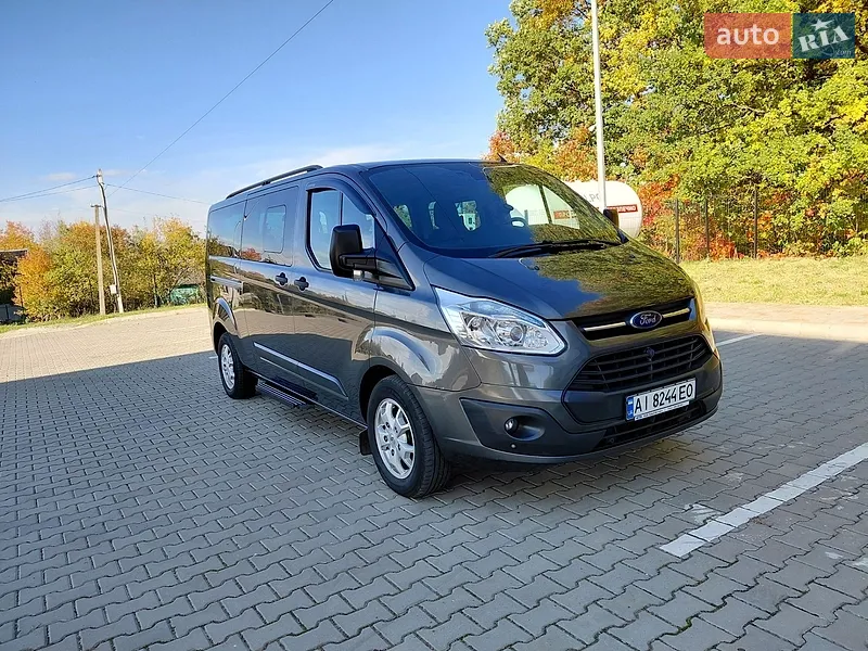 Ford Tourneo Custom