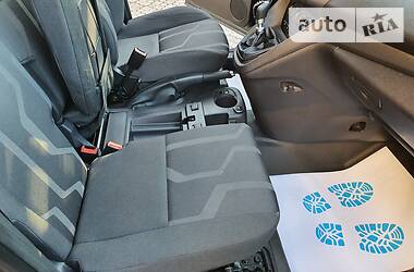 Грузопассажирский фургон Ford Transit Connect 2015 в 