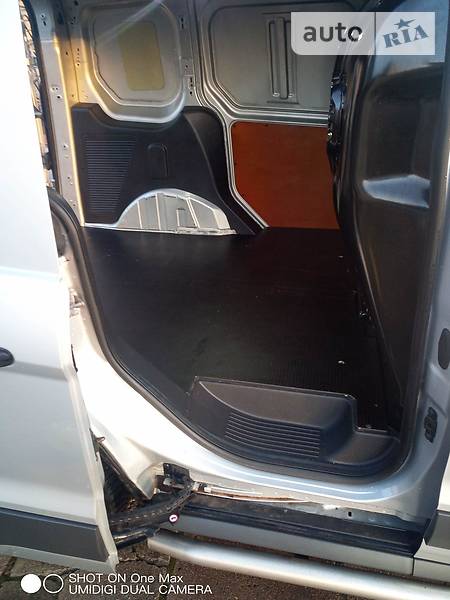 Грузопассажирский фургон Ford Transit Connect 2015 в Полтаве