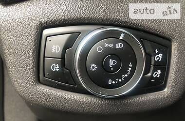 Грузопассажирский фургон Ford Transit Connect 2015 в 
