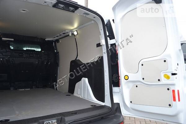 Вантажопасажирський фургон Ford Transit Connect 2015 в Хмельницькому