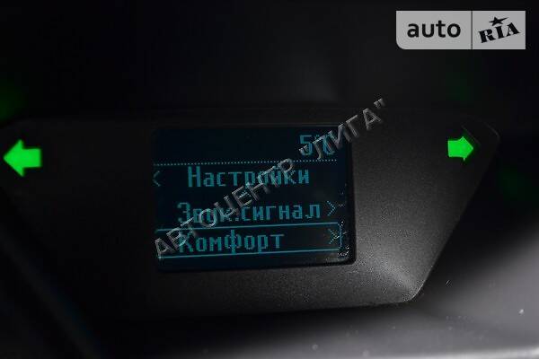 Вантажопасажирський фургон Ford Transit Connect 2015 в Хмельницькому
