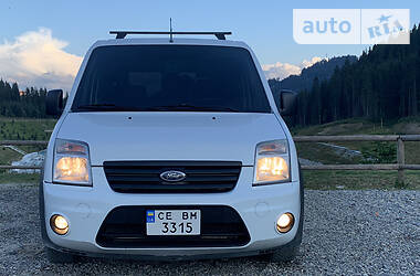 Грузопассажирский фургон Ford Transit Connect 2012 в Черновцах