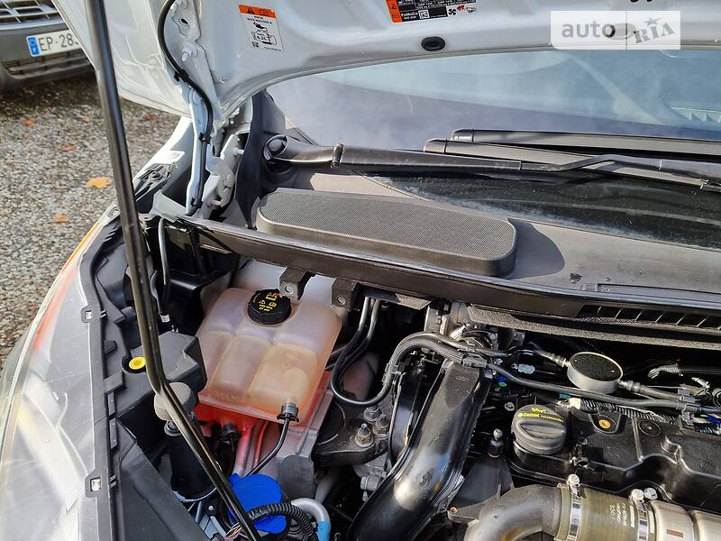 Вантажний фургон Ford Transit Connect 2017 в Одесі