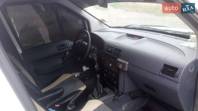 Универсал Ford Transit Connect 2007 в Киеве фото 14 Универсал Ford Transit Connect 2007 в Киеве