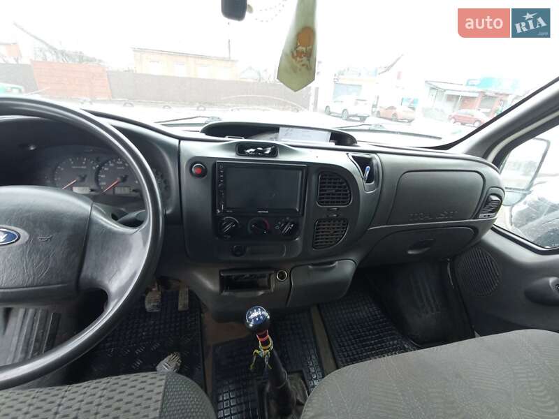 Мінівен Ford Transit Connect 2005 в Мерефа