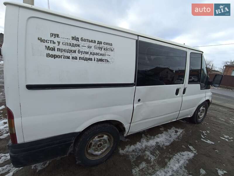 Мінівен Ford Transit Connect 2005 в Мерефа