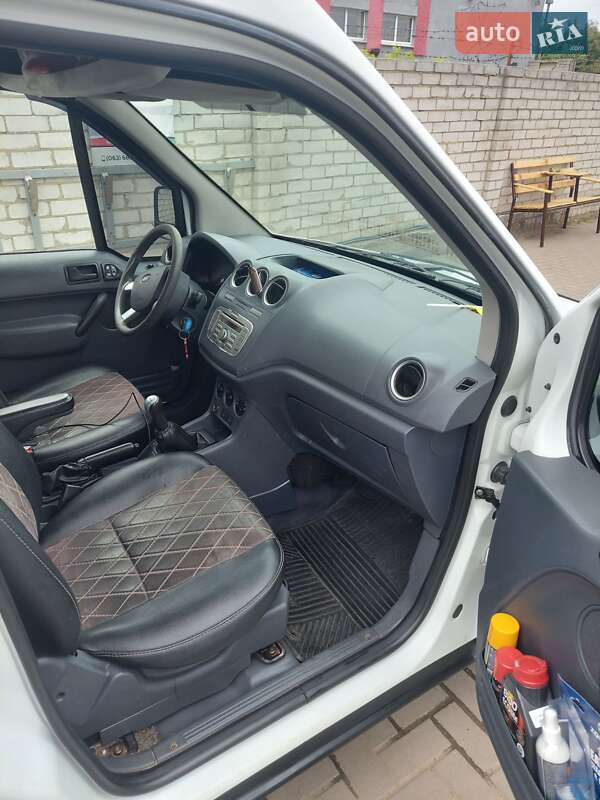 Мінівен Ford Transit Connect 2011 в Смілі