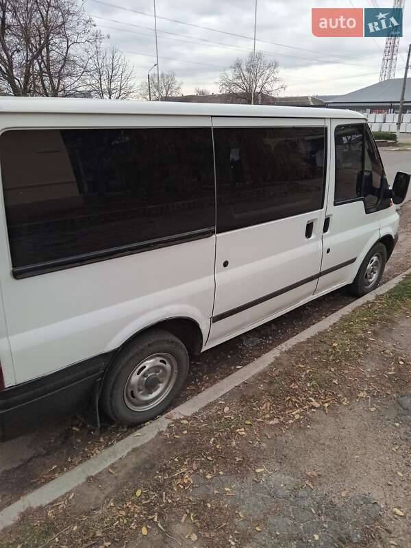 Минивэн Ford Transit Connect 2002 в Братском