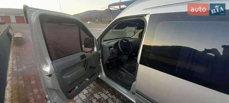 Минивэн Ford Transit Connect 2002 в Хусте