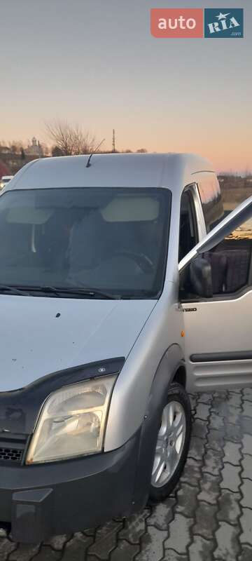 Минивэн Ford Transit Connect 2002 в Хусте