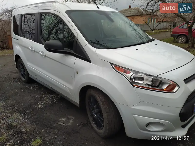 Микровэн Ford Transit Connect 2016 в 