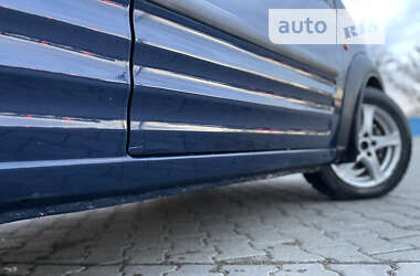 Вантажний фургон Ford Transit Connect 2011 в Чернівцях