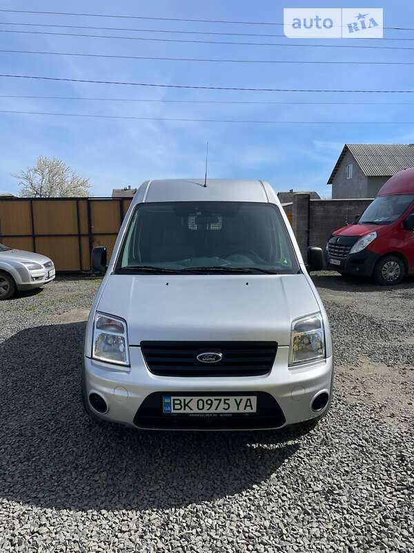 Вантажний фургон Ford Transit Connect 2011 в Костопілі