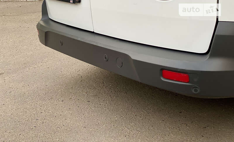 Грузовой фургон Ford Transit Connect 2017 в Полтаве