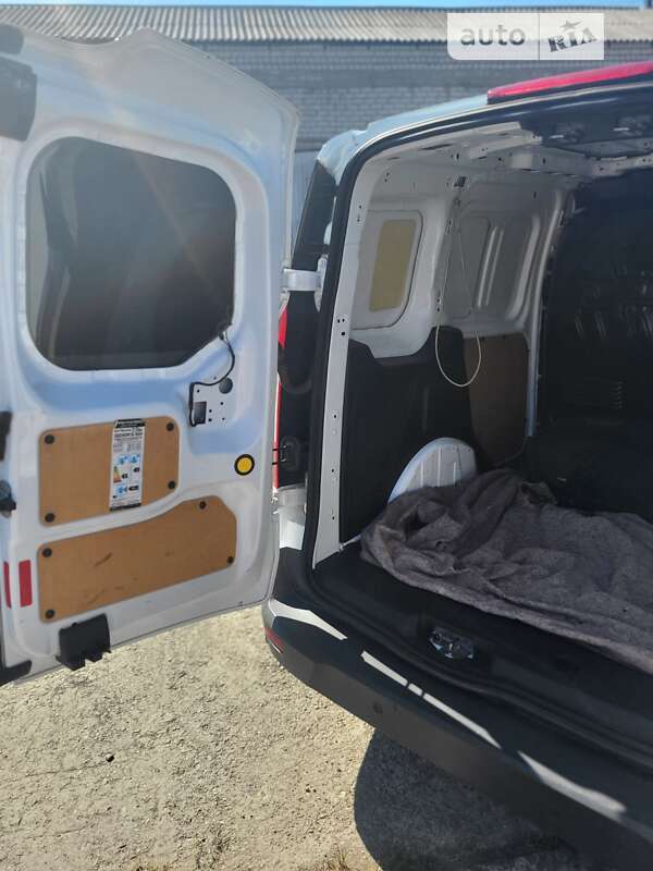 Вантажний фургон Ford Transit Connect 2016 в Світловодську