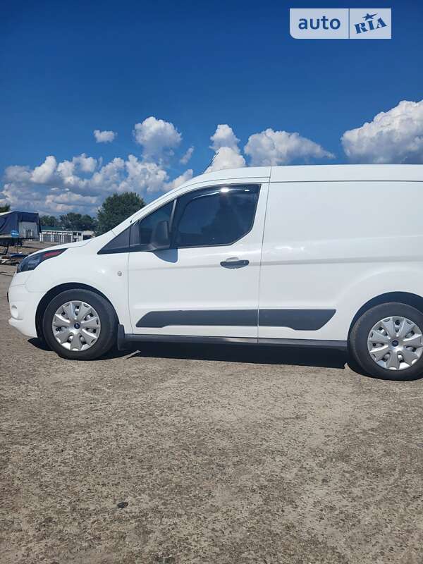 Вантажний фургон Ford Transit Connect 2016 в Світловодську