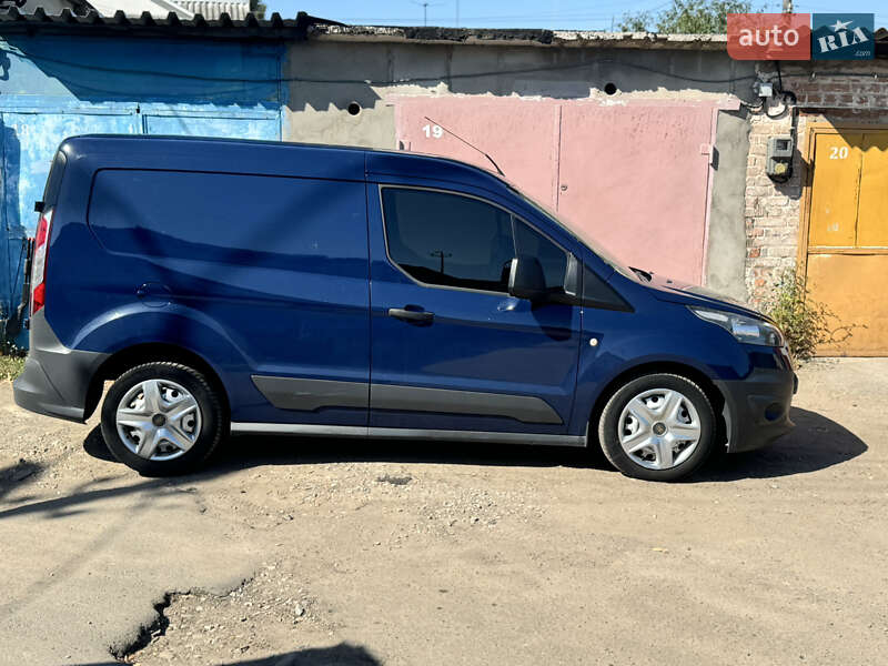 Грузопассажирский фургон Ford Transit Connect 2015 в Житомире