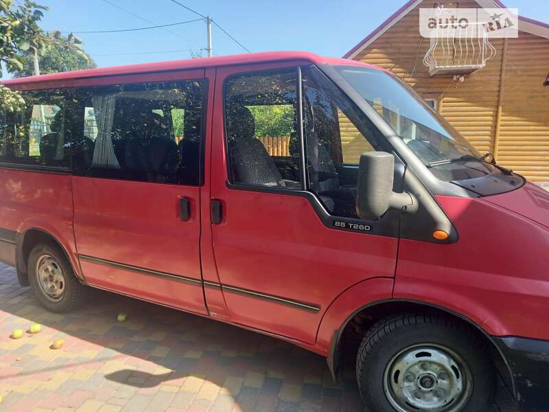 Мінівен Ford Transit Connect 2003 в Вараші