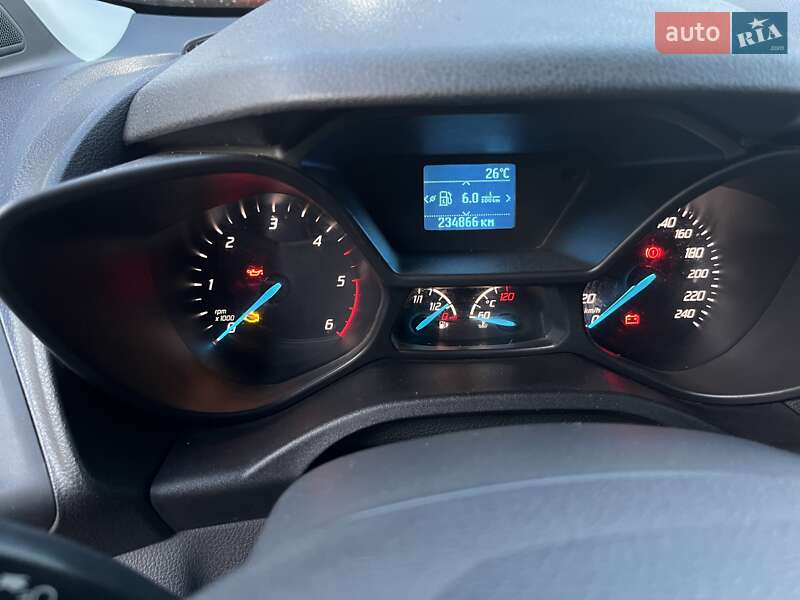 Мінівен Ford Transit Connect 2016 в Дніпрі