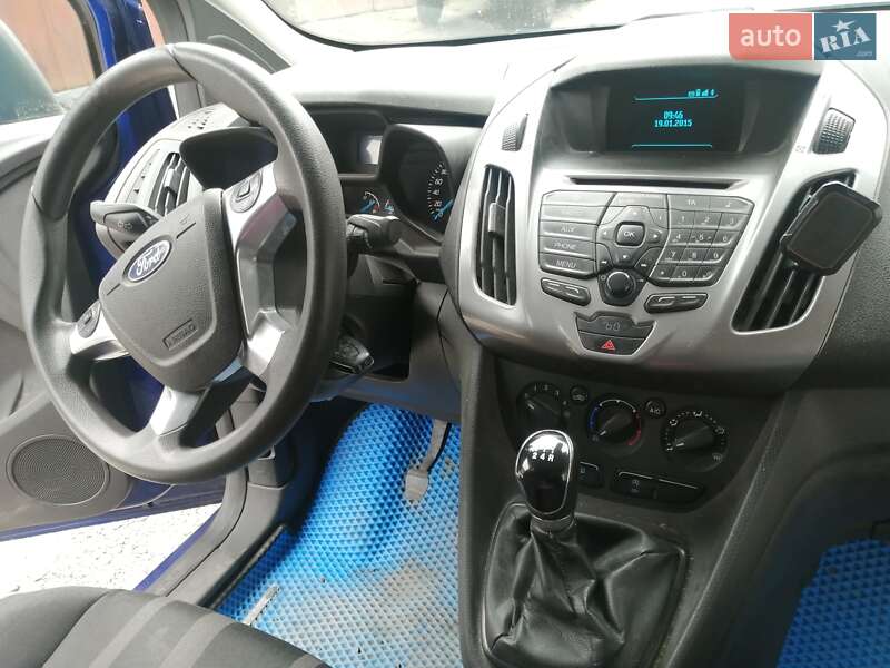 Вантажопасажирський фургон Ford Transit Connect 2015 в Києві
