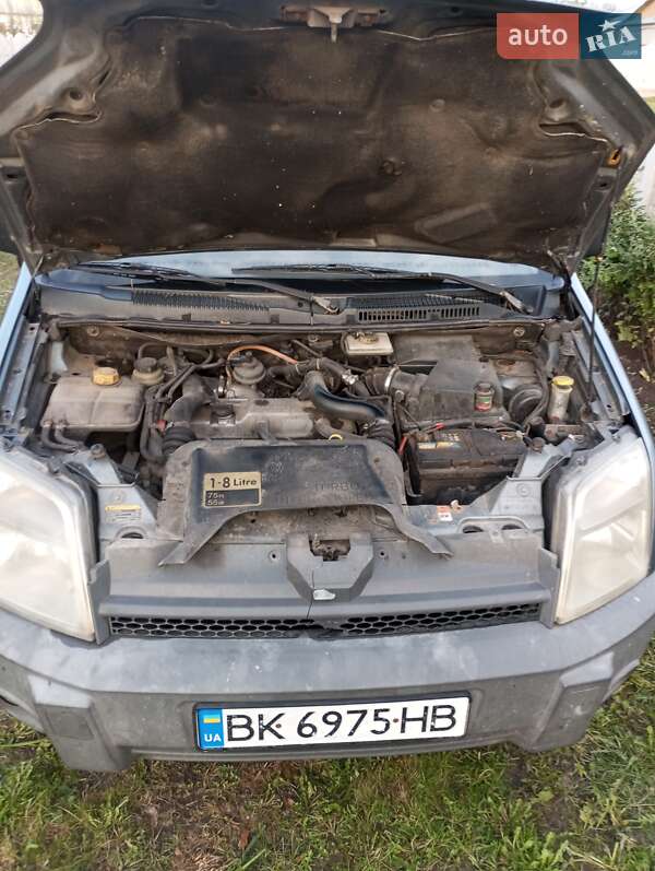 Мінівен Ford Transit Connect 2002 в Березному