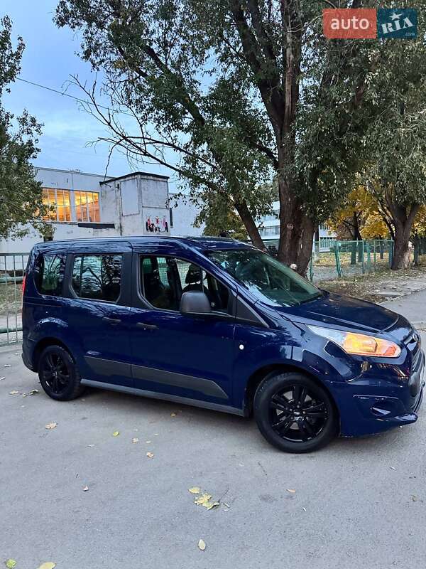 Мінівен Ford Transit Connect 2014 в Дніпрі