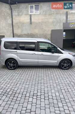 Мінівен Ford Transit Connect 2017 в Івано-Франківську