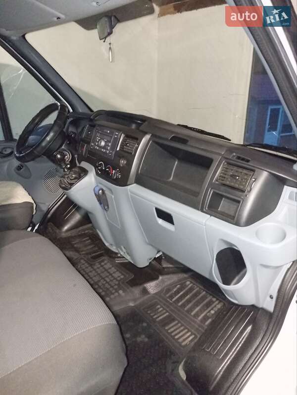 Мінівен Ford Transit Connect 2012 в Луцьку