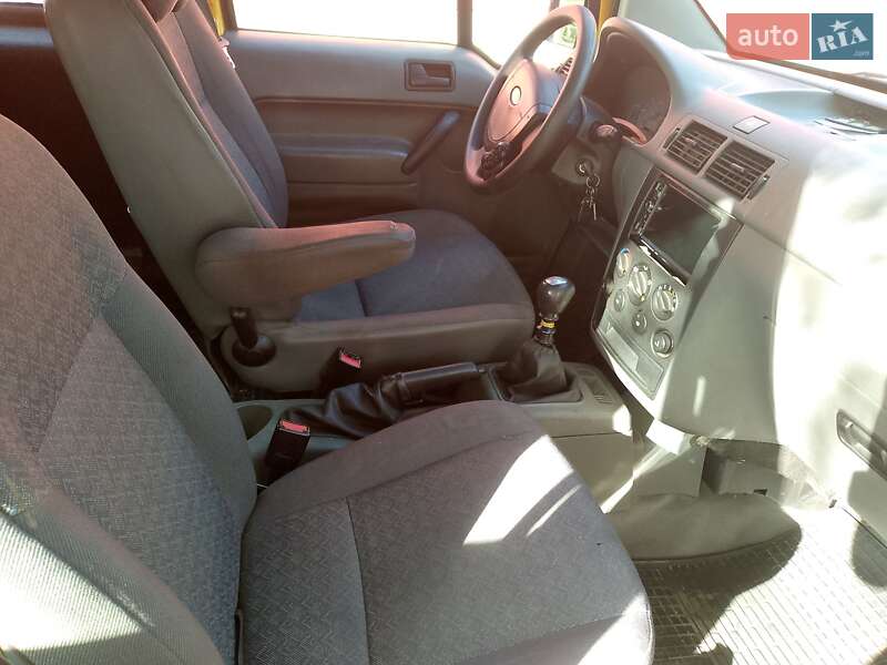 Мінівен Ford Transit Connect 2002 в Нижніх Воротах фото 8 Мінівен Ford Transit Connect 2002 в Нижніх Воротах