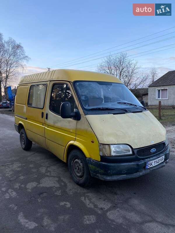 Мінівен Ford Transit Connect 2002 в Луцьку