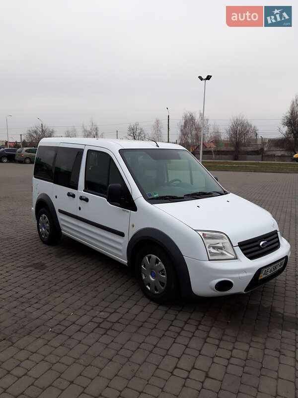 Минивэн Ford Transit Connect 2009 в Новомосковске