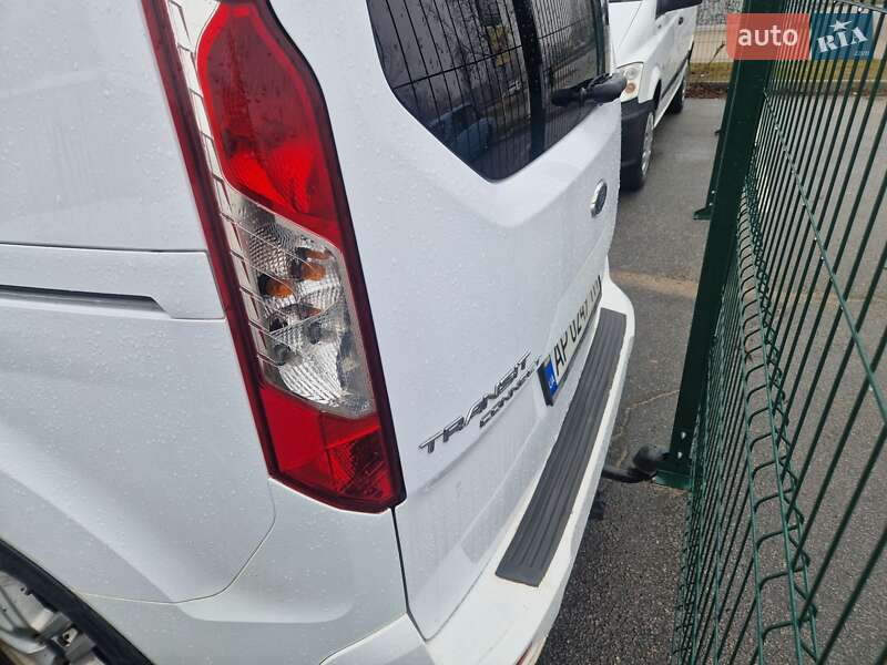 Мінівен Ford Transit Connect 2015 в Запоріжжі