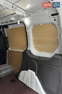 Грузовой фургон Ford Transit Connect 2021 в 