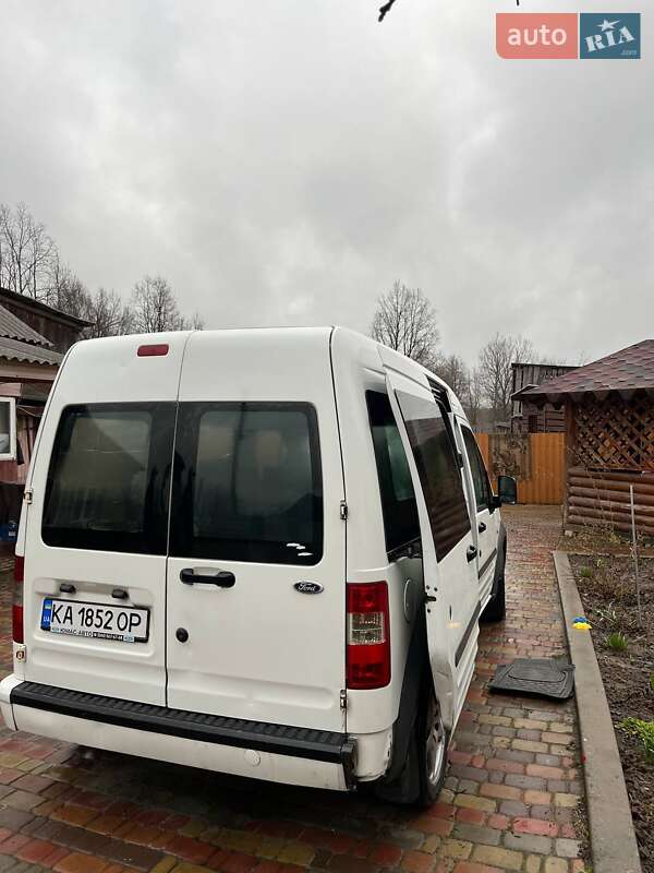 Мінівен Ford Transit Connect 2008 в Олевську