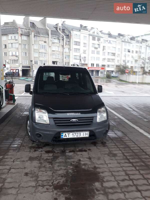 Мінівен Ford Transit Connect 2010 в 