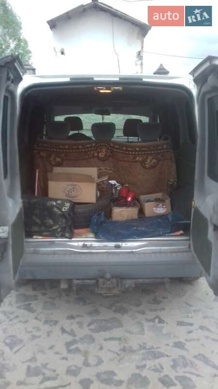 Ford Transit Connect 2004