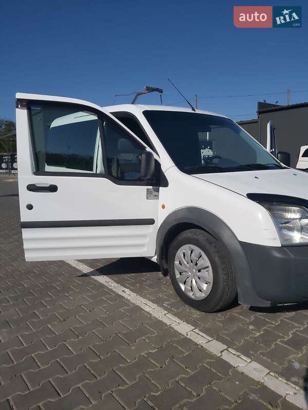Минивэн Ford Transit Connect 2008 в Черновцах