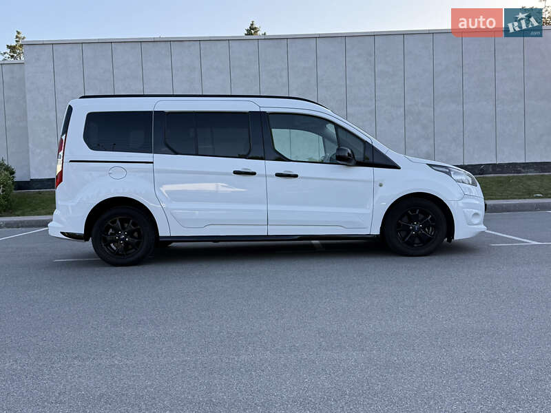 Минивэн Ford Transit Connect 2016 в Киеве
